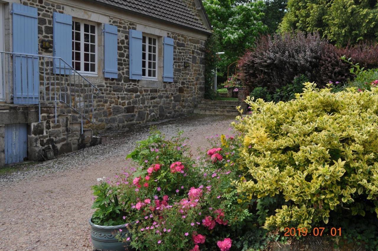 Ma Maison Bleue Saint-Brice-sous-Ranes Exterior foto