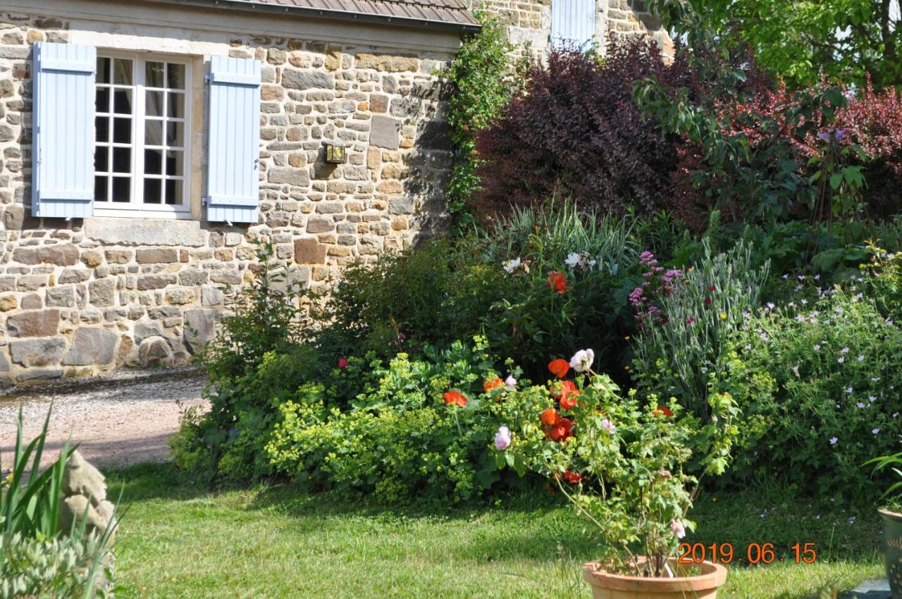 Ma Maison Bleue Saint-Brice-sous-Ranes Exterior foto