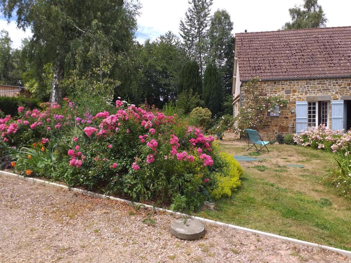 Ma Maison Bleue Saint-Brice-sous-Ranes Exterior foto